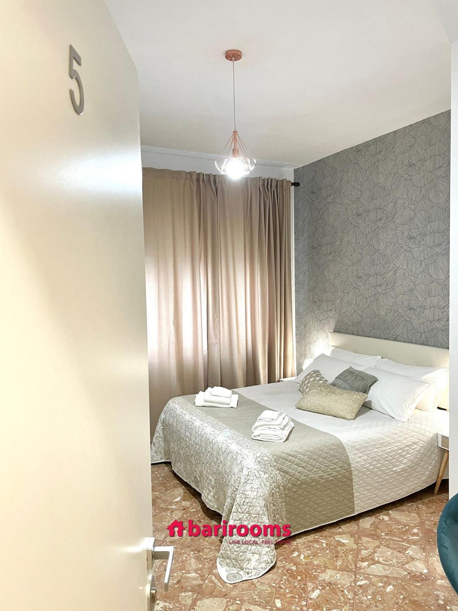 Barirooms Piccinni 外观 照片